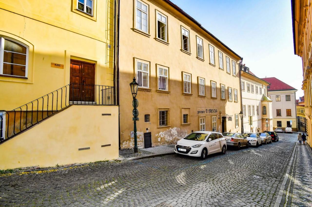 Апартаменти Lovely Little Cosy In Прага