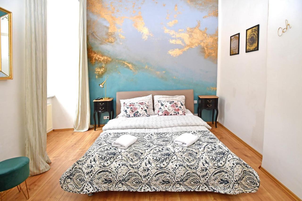 Lovely Little Cosy In Апартаменти Прага
