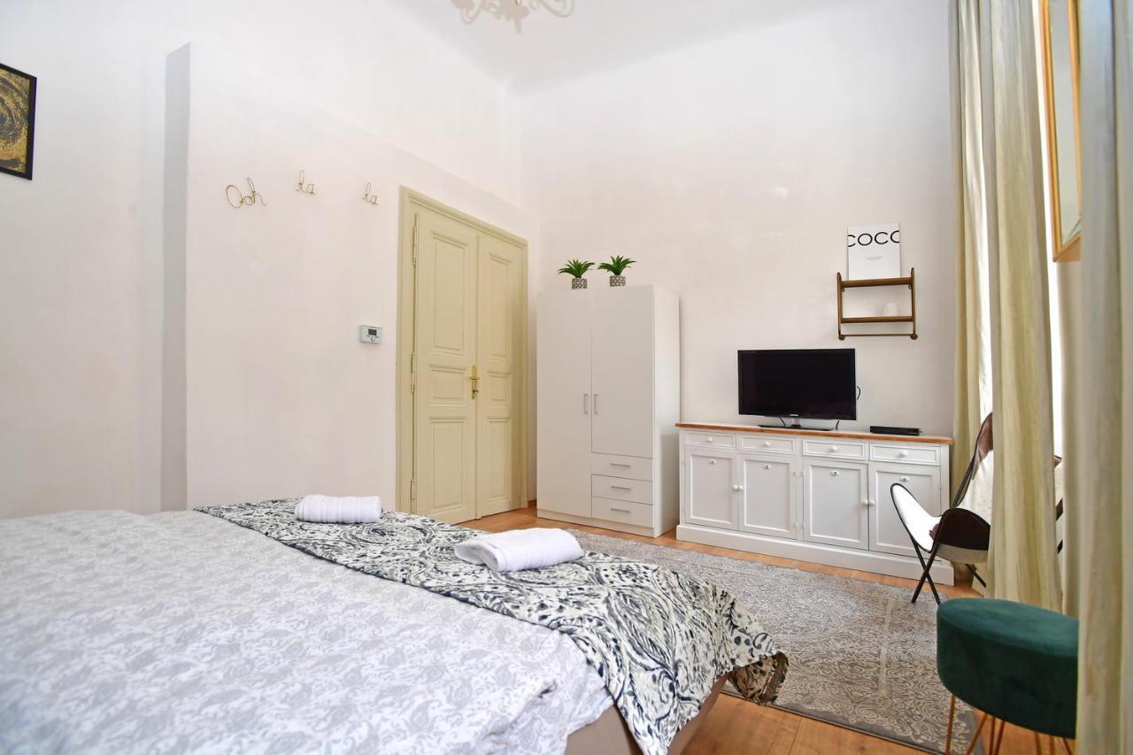 Lovely Little Cosy In Apartmán