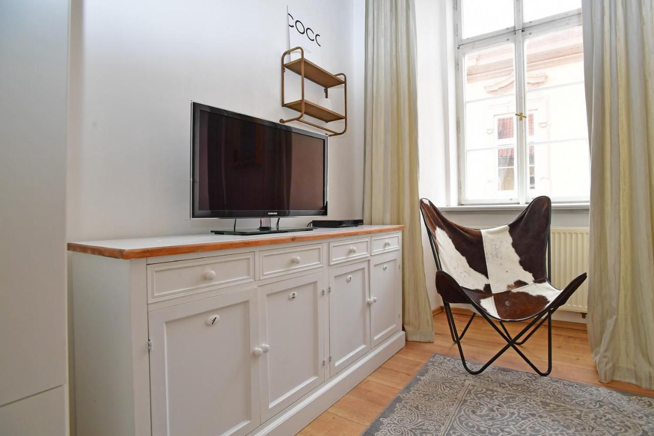 Lovely Little Cosy In * Praga